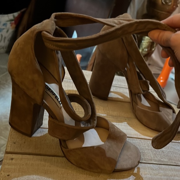 Karl Lagerfield heels - Picture 2 of 9